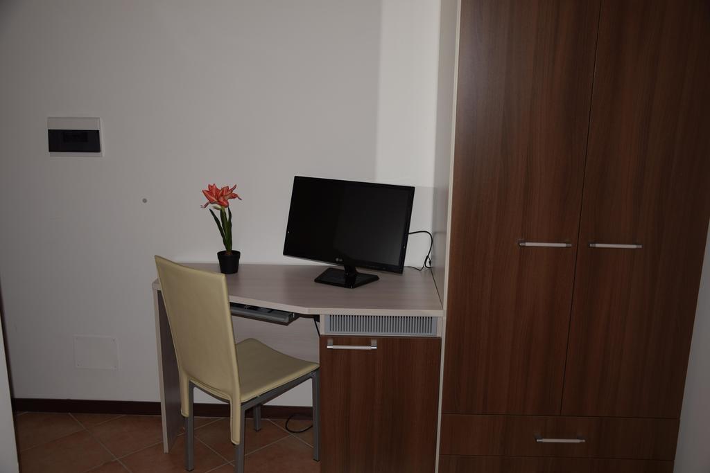 Hotel Il Boschetto Толентино Стая снимка